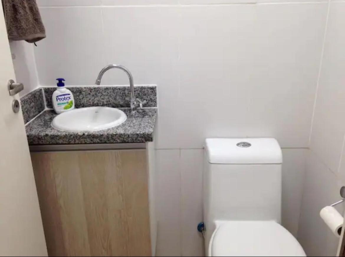 Cap 5, Capitania Varam , 3 Dormitorios, Ate 8 Pessoas, Duas Criancas Ate 5 Anos, Piscina, Varanda Gourmet Com Churrasqueira