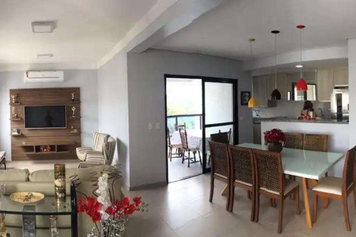 Apartment Cap 5, Capitania Varam , 3 Dormitorios, Ate 8 Pessoas, Duas Criancas Ate 5 Anos, Piscina, Varanda Gourmet Com Churrasqueira