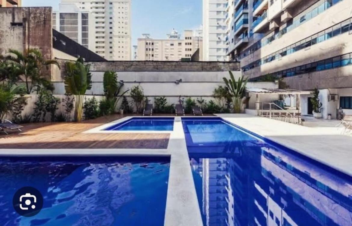 Cap 5, Capitania Varam , 3 Dormitorios, Ate 8 Pessoas, Duas Criancas Ate 5 Anos, Piscina, Varanda Gourmet Com Churrasqueira Guaruja