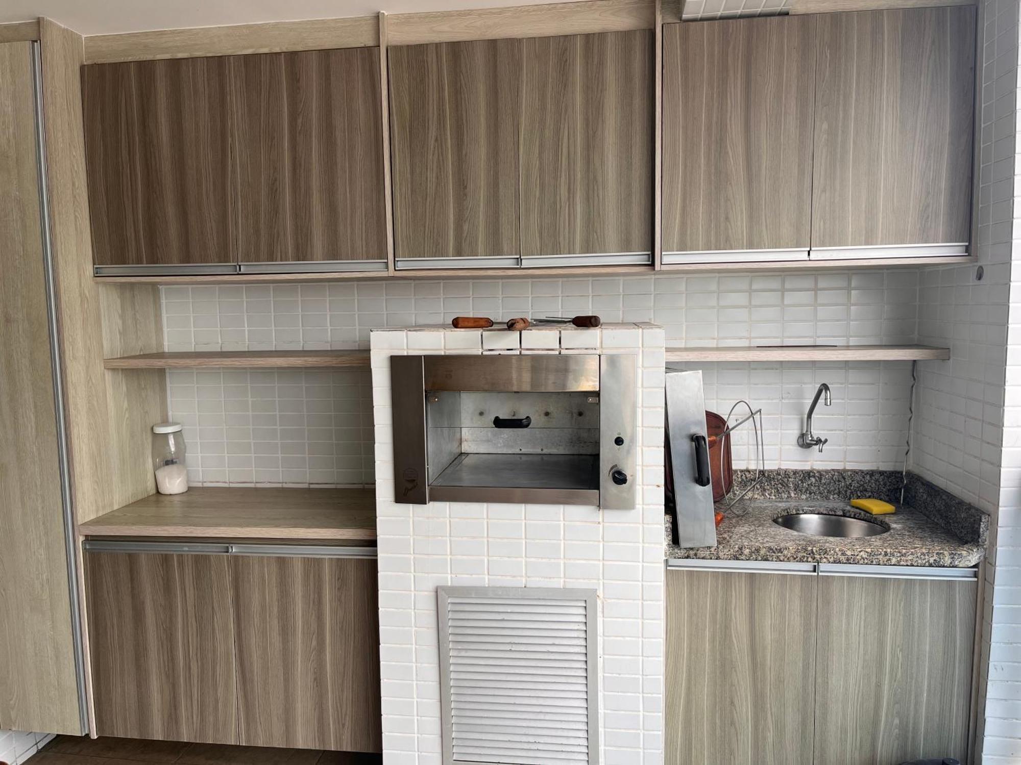Apartment Cap 5, Capitania Varam , 3 Dormitorios, Ate 8 Pessoas, Duas Criancas Ate 5 Anos, Piscina, Varanda Gourmet Com Churrasqueira